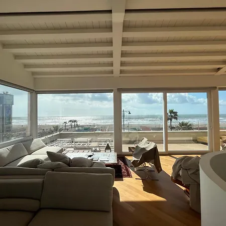 Penthouse On The Sea Apartment Viareggio Exterior photo
