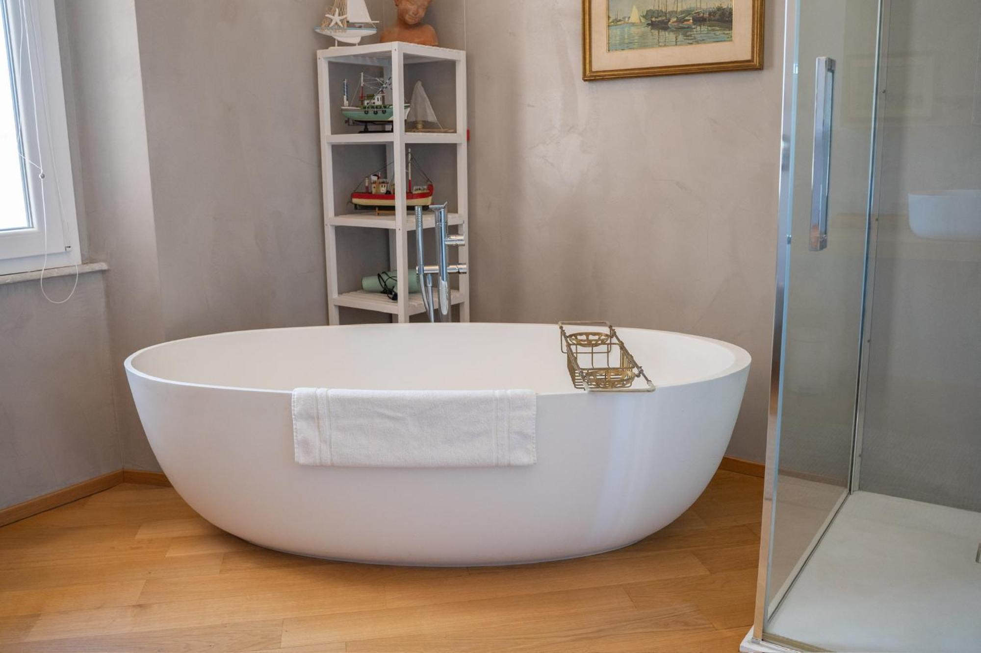 Penthouse On The Sea Apartment Viareggio