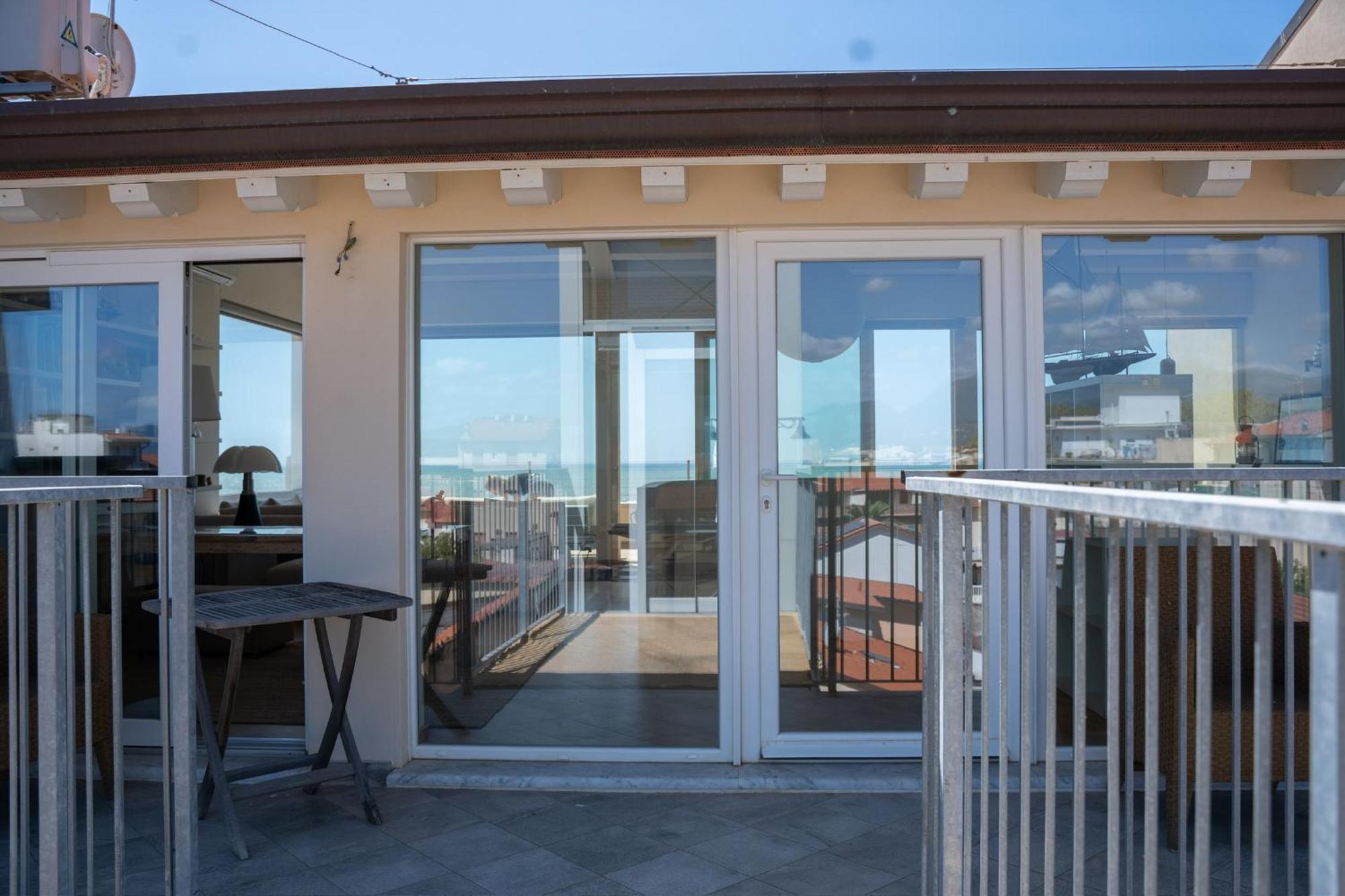Penthouse On The Sea *